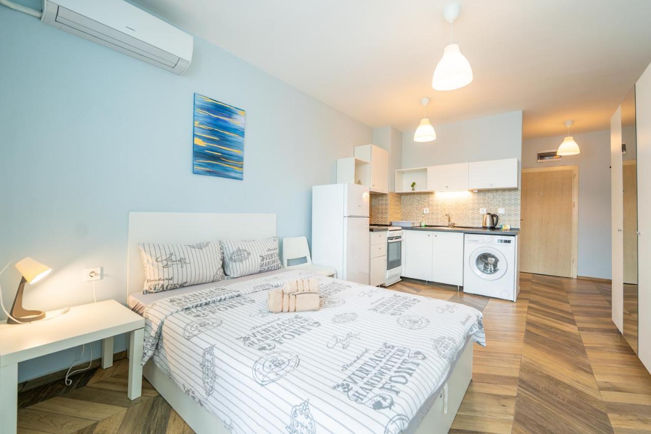 Cozy Little Apartment In Studentski Grad Sofía Exterior foto